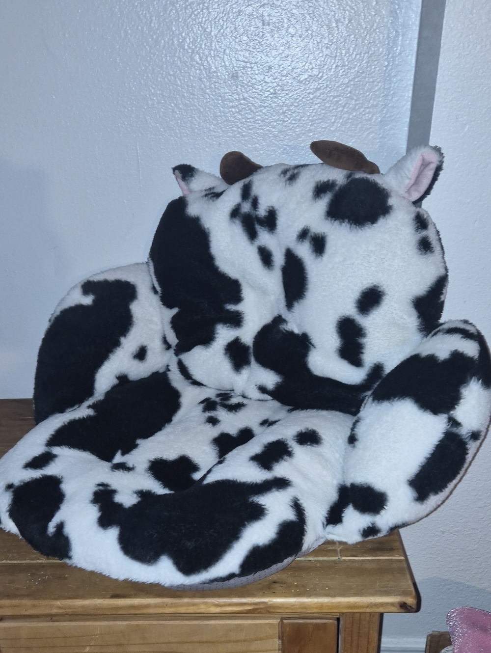 ๐ฎ๐Plush Black and White Cow Seat Cushion๐ฎ๐